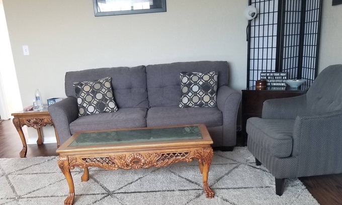 Ocean Shores Condo | Center of Town w/Fireplace - free Wi-Fi.