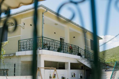 Gjirokaster House | Center Village Villa