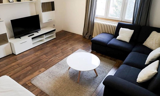 Novi Sad Apartment | Central 2 Bedroom Apartment 84 sq m with Private Parking