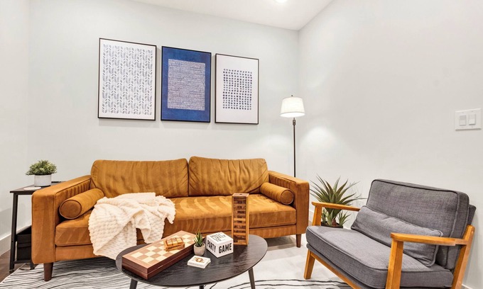 Spring Garden Apartment | Central 3BR/4BA w/Game Room - Perfect for Groups!