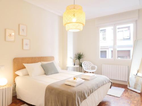 Castanos Apartment | CENTRAL AND CHARMING - Guggenheim & Old Town Bilbao