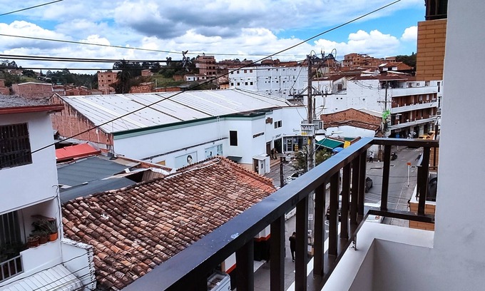 Rionegro Apartment | Central and spacious apartment in Rionegro