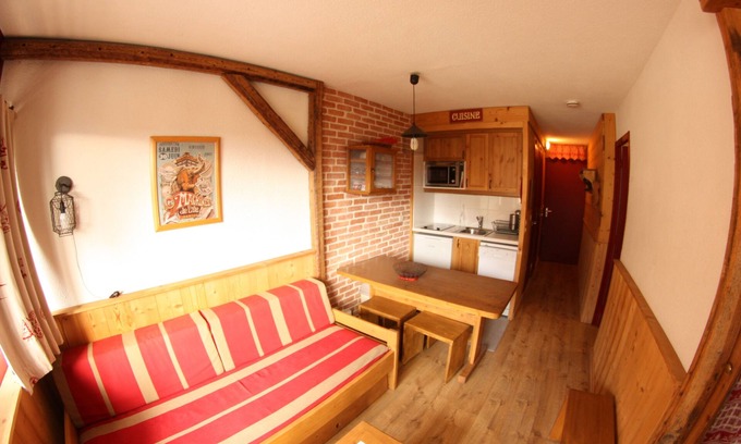 Val-Thorens Apartment | Central apartment for 4, at the foot of the slopes, opposite Espace Caron