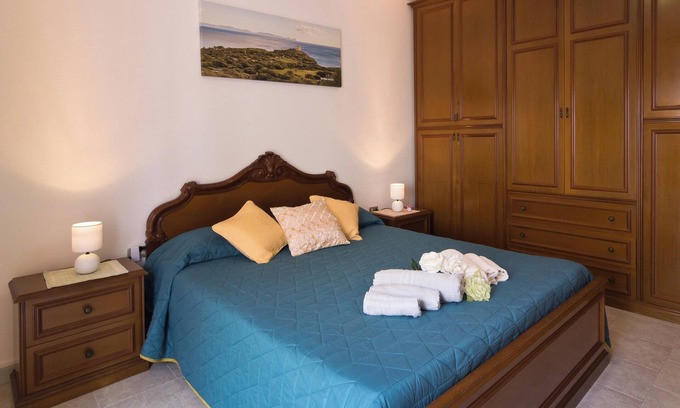 Sant'Antioco Apartment | Central Apartment “Santantioco” near the Beach with Wi-Fi, A/C, Balcony
