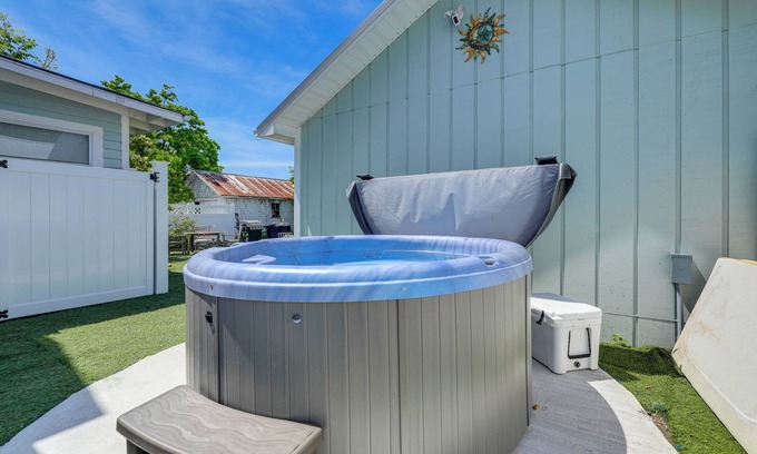 Morehead City House | Central Historic Beaufort Home: Walk to Waterfront