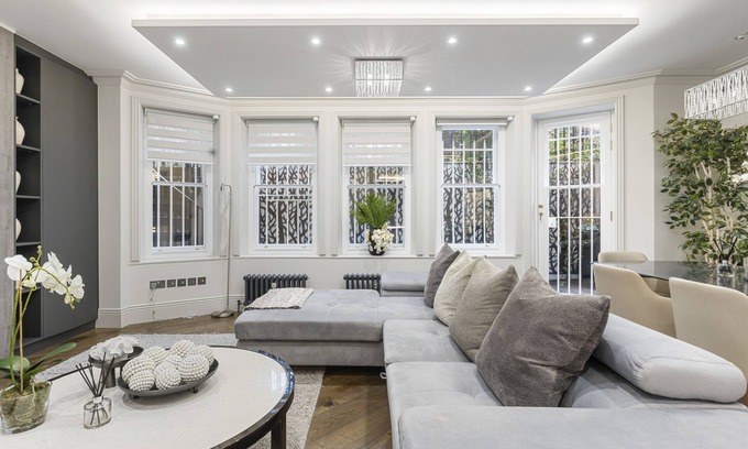 Chelsea Apartment | Central London Luxe-Exclusive Chelsea 2BR flat