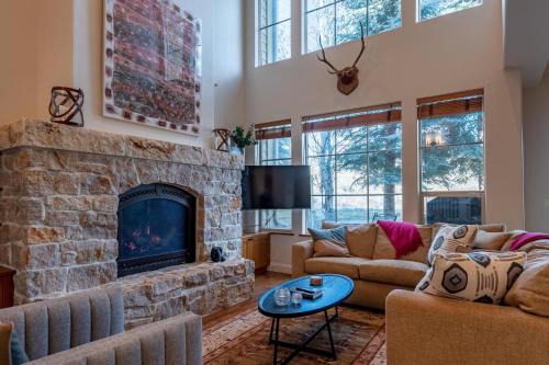 Ketchum House | Central Park Townhome 26