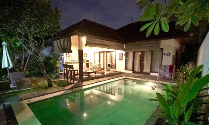 Seminyak Villa | CENTRAL SEMINYAK 2BR MiCasa Villa-BIG PRIVATE POOL
