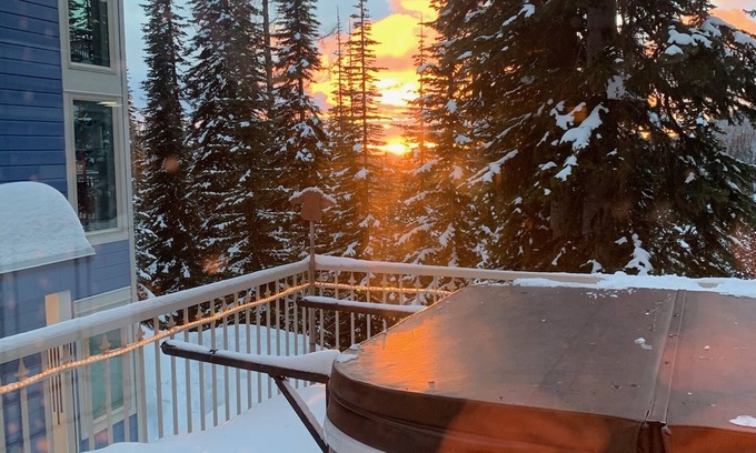 Silver Star Mountain Ski Chalet | Central Station - perfectly located for Winter games and Summer fun.