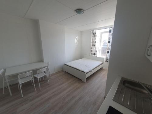 Quartier Midi-Lemonnier - Zuid-Lemonnierwijk Apartment | central studio for 2
