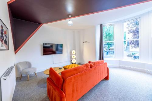 Bristol Apartment | Centralised Silverstone with FREE PARKING by Prescott Apartments
