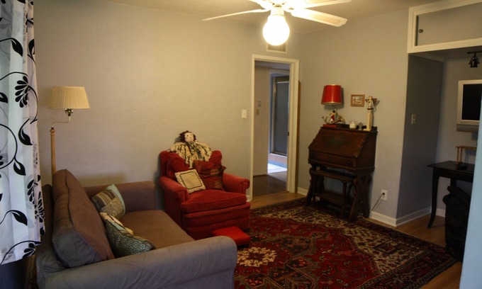 Tucson Apartment | Centrally located next to Banner UMC and U of A