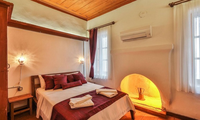 Kas Apartment | Centrally Located Studio Flat in Kas