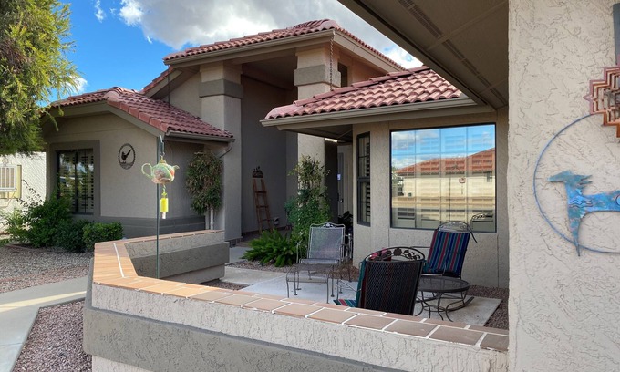 Sun City West House | Centrally located fully furnished home in Sun City West!