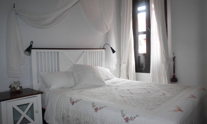 Triana Apartment | Ceramic apartment
