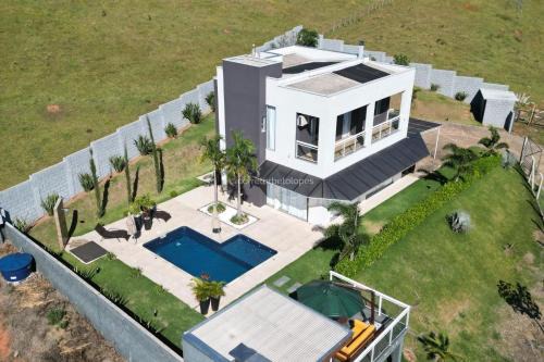 Borda da Mata House | Chácara JL Alto Padrão com Piscina Área de Lazer e Quadra de Areia