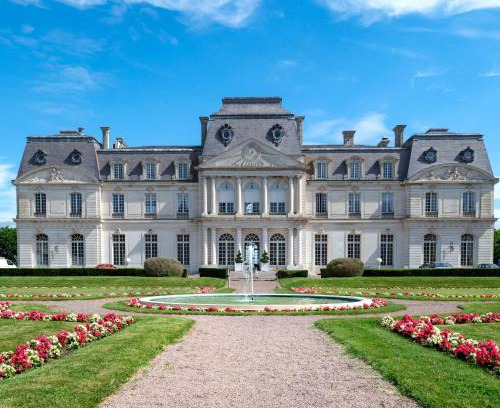 Montbazon Hotel | Château D'artigny
