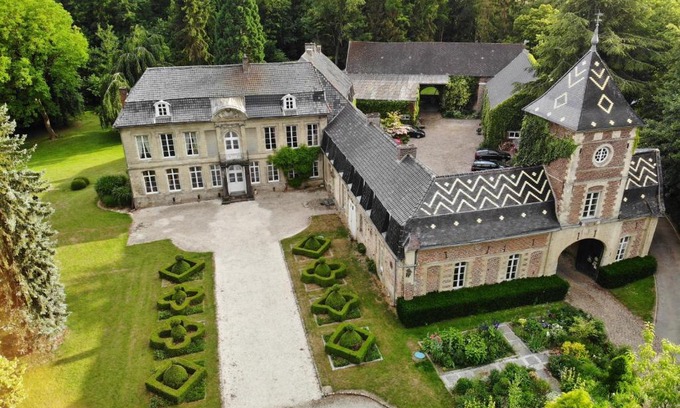 Jenlain Bed & Breakfast | Château d'en haut