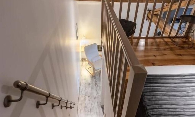 Civrac-en-Medoc Apartment | Château Pierre de Montignac