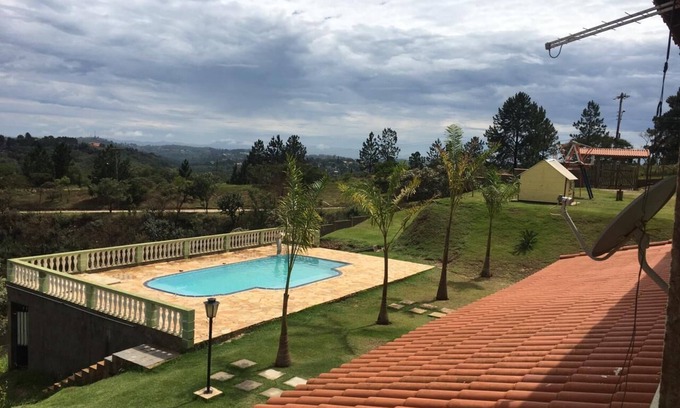 Mairinque Cottage | Chacara em Mairinque com Piscina Churrasqueira e Forno de Pizza