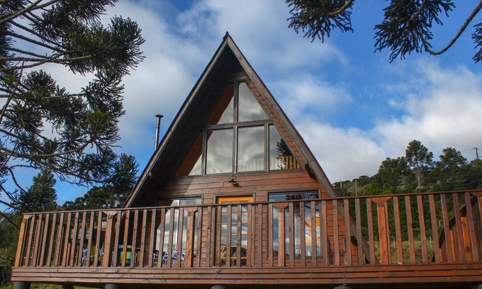 Vacas Gordas Ski Chalet | Chalé com lareira, Wi-Fi e churrasq em Urubici/SC