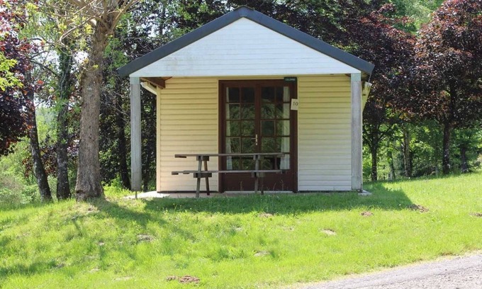 Correze Ski Chalet | Chalet 3 étoiles - Piscine - eeid0e