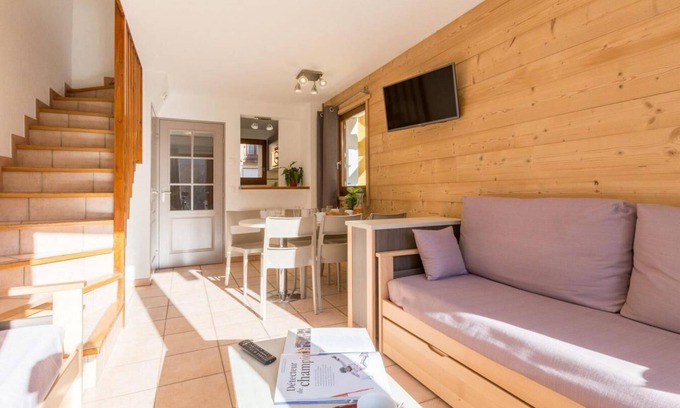 La Salle-les-Alpes Ski Chalet | Chalet, 300m from ski slopes, terrace, parking, tv, 47m², Serre Chevalier