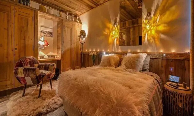 Val-d'Isere Ski Chalet | Chalet 8 Rooms 14 People