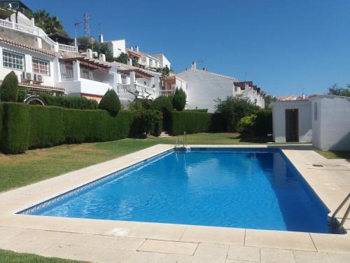 La Cala del Moral House | Chalet Adosado con piscina en la Cala del Moral