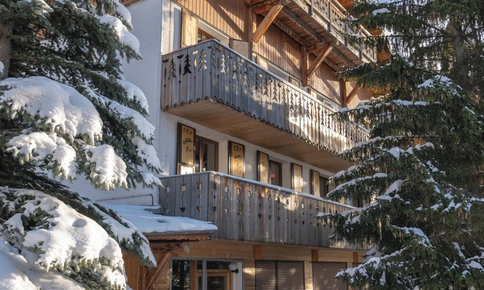 Viel-Alpe Apartment | Chalet Alpe One in Alpe d'Huez at 1850 m - Village and 2 mins from the slopes