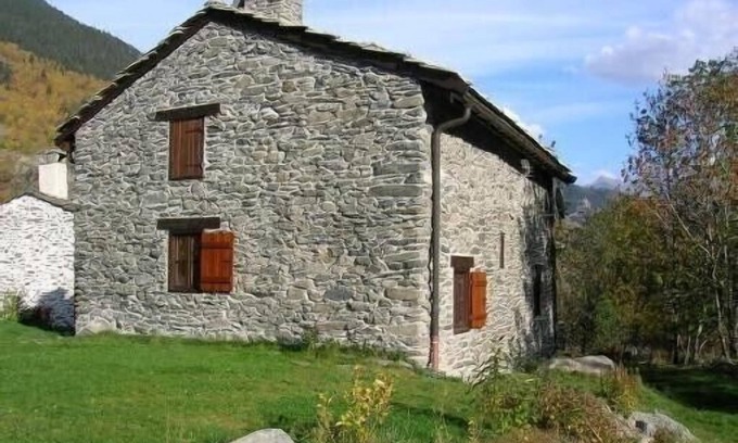 Saint-Andre Ski Chalet | Chalet Amedéelys for skiing in Aussois, Val Thorens, La Norma, Val Fréjus