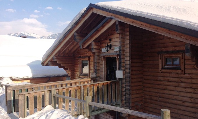 Hauteluce Ski Chalet | Chalet at the foot of the slopes