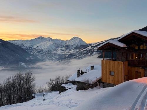 Sainte-Foy-Tarentaise Ski Chalet | Chalet authentique avec jacuzzi proche de Val d'Isère