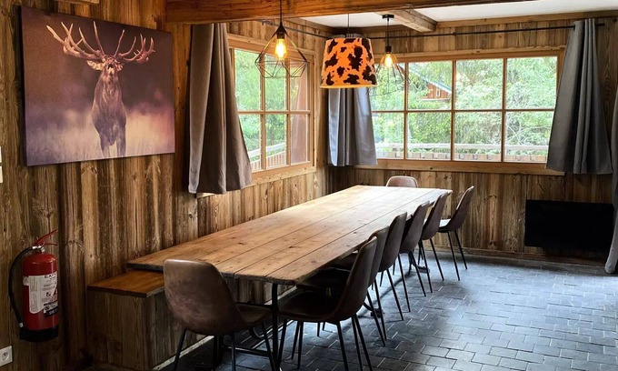 La Perriere Ski Chalet | Chalet Clementine - Superb chalet for 14 people with Jacuzzi
