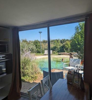 L'Isle-sur-la-Sorgue Ski Chalet | Chalet climatisé en campagne avec baignade privée