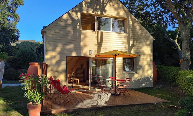 Fouesnant House | Châlet Cormoran, a little corner of paradise facing the ocean