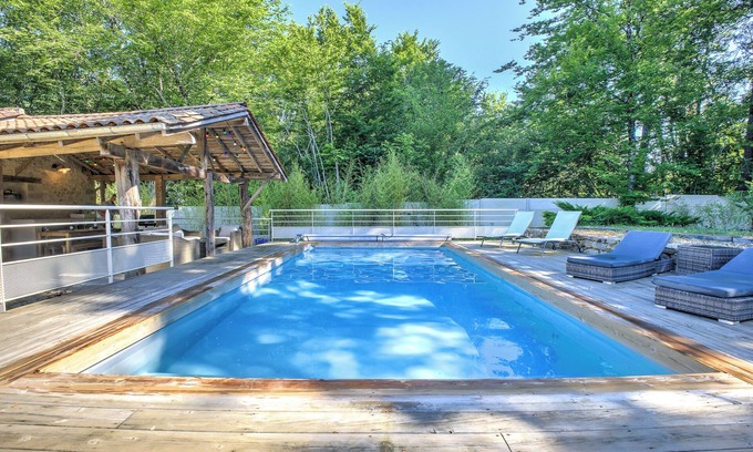 Coursac Ski Chalet | Chalet De Léonie Et Julie – Nature Escape with Private Pool, Spa & Comfort