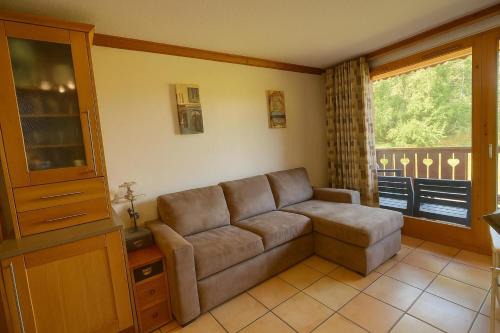 Montalbert Apartment | Chalet de Montalbert 14B 4-6 person