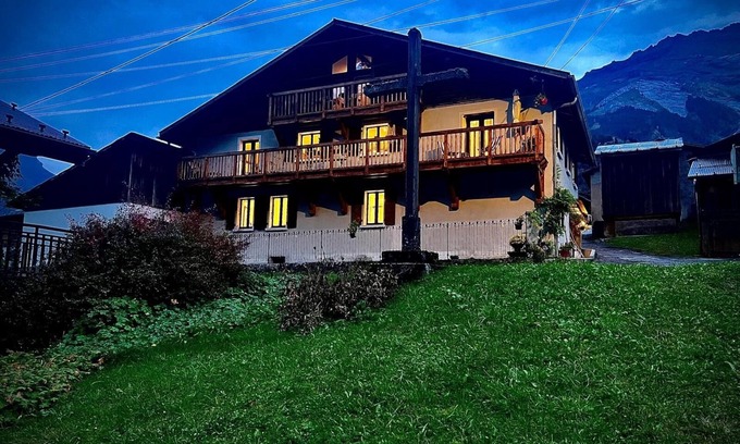 Sixt-Fer-a-Cheval Ski Chalet | Chalet des Cascades - newly renovated mountain chalet
