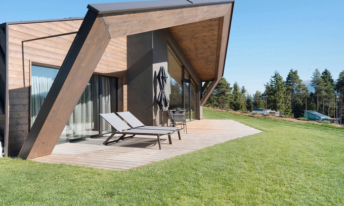 Nova Ponente Apartment | Chalet 'Einheit G' with Mountain View, Private Terrace and Wi-Fi