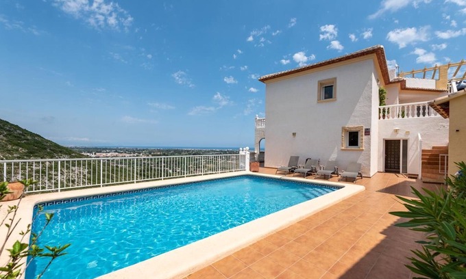Denia Ski Chalet | Chalet