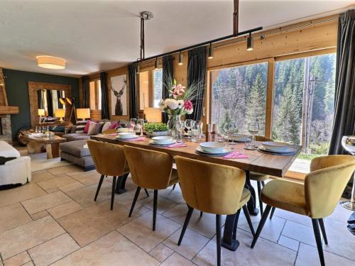 Morzine Ski Chalet | Chalet Eveleen - Cocon cosy à Morzine, proche activités de montagne et télécabine de Nyon - FR-1-627-23