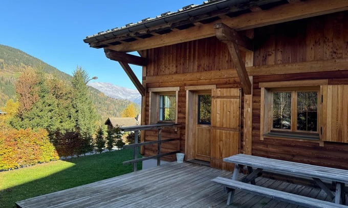 Les Contamines-Montjoie Ski Chalet | Chalet for 10 people, 5* at the foot of the Mont Blanc massif