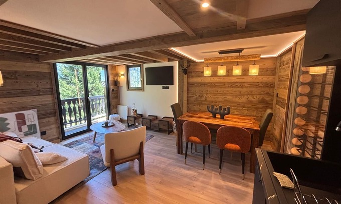 Notre-Dame-de-Bellecombe Ski Chalet | CHALET LILOU, small renovated chalet facing the slopes