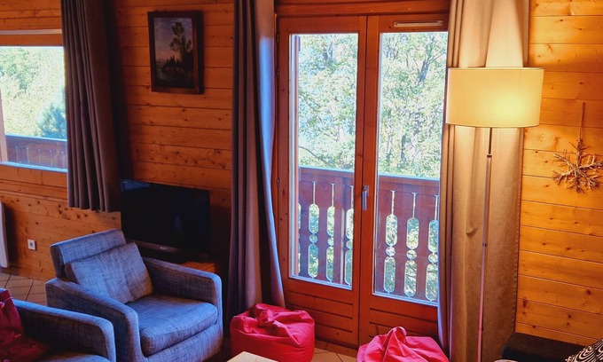 Montalbert Ski Chalet | Chalet in Montalbert: 3 Bedrooms, Mezzanine, Fireplace, Equipped Kitchen, Parking