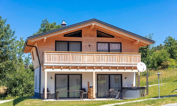 Sankt Englmar Ski Chalet | Chalet in St. Englmar with Private Sauna & Hottub