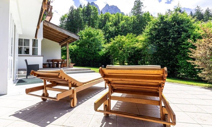 Grainau House | Chalet in the Bavarian Alps cozy and rustic accommodation on 3 floors