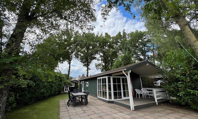 Voorthuizen House | Chalet in Voorthuizen with indoor pool