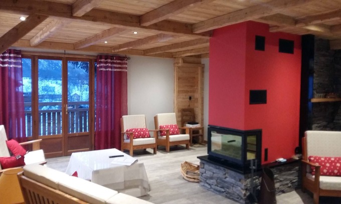 Puy-Saint-Vincent Ski Chalet | chalet L'Aigliere, 11 rooms each equipped with their bathroom and toilet,