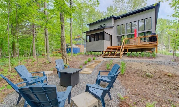 Pont-Rouge Ski Chalet | Chalet La Mi-Temps spa